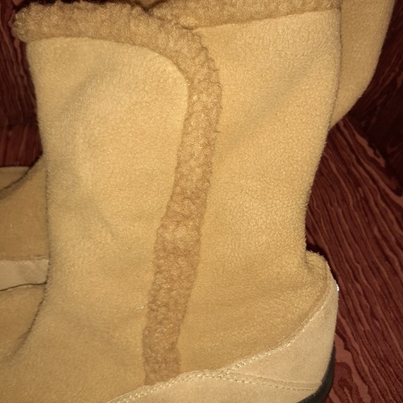 LANDS' END TAN FLUX FUR LINING WOMEN'S SIZE 9 - Picture 4 of 9